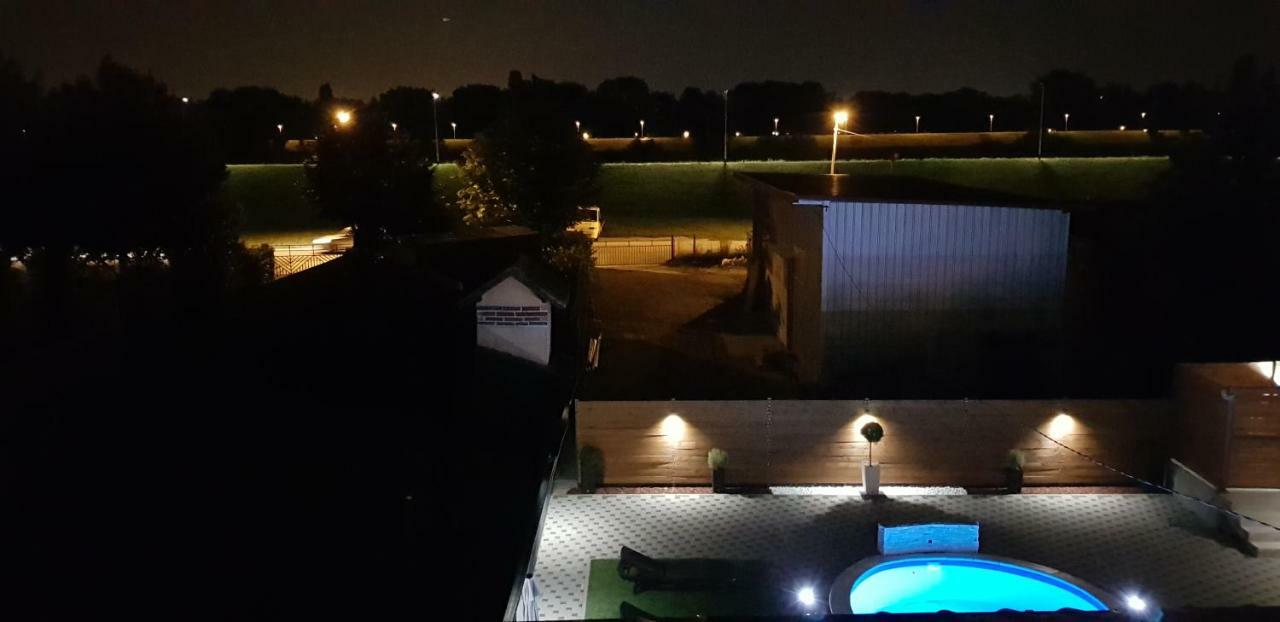 "Oasis Of Peace Zagreb-Apartments" Экстерьер фото