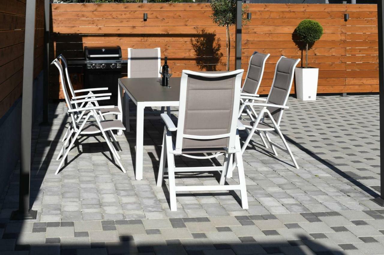 "Oasis Of Peace Zagreb-Apartments" Экстерьер фото