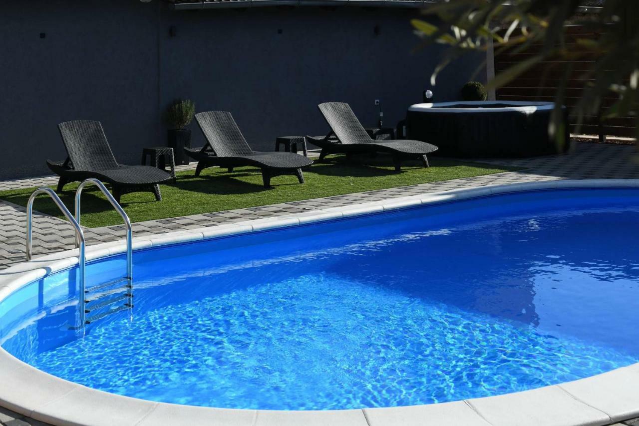 "Oasis Of Peace Zagreb-Apartments" Экстерьер фото